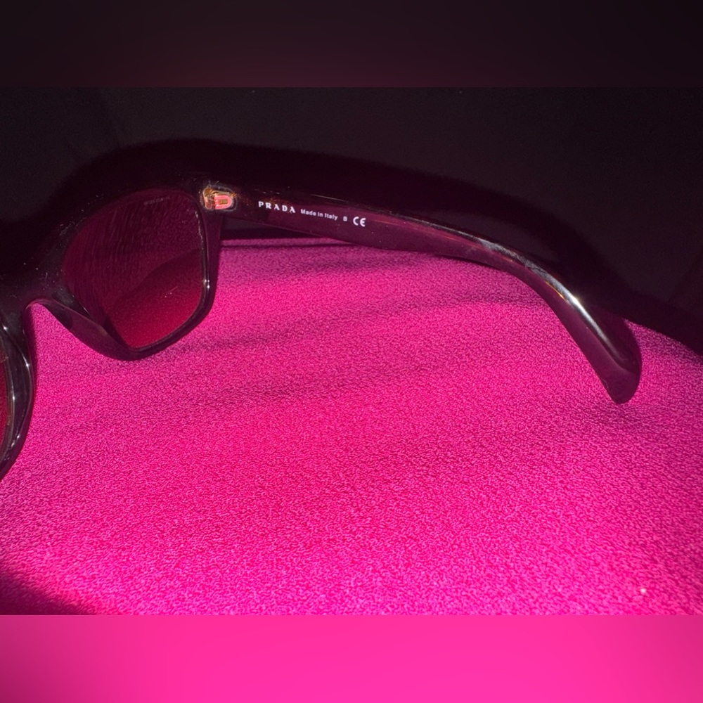 Prada Sunglasses SPR 09S - Picture 3 of 10